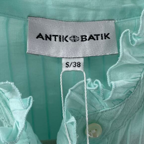 NWT Antik Batik S / 38 Yvonne Blouse Top Light Aqua Long Sleeve Ruffle Collar - Picture 7 of 14